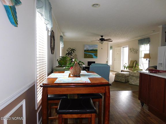 5th image of 4344 5th Street SE