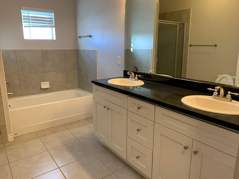 3873 S 1530 W — Photo 18
