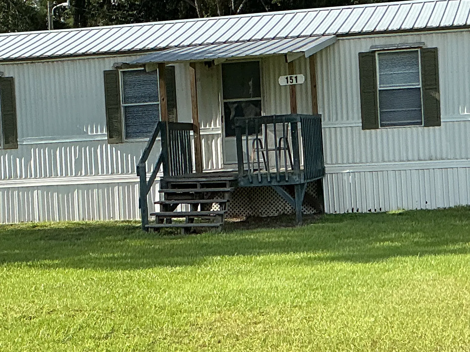 3 bed, 1100 sqft, $1,200 — Photo 1