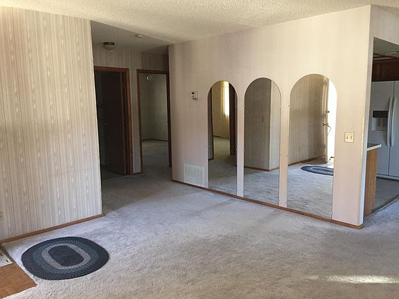 5th image of 6635 W Tropicana Ave Unit 201
