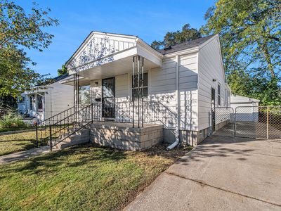 20123 Beech Daly Rd, Redford, MI, 48240