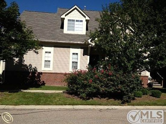 1st image of 38452 Lynwood Ct #1