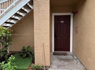 15581 SW 104th Ter APT 214, Miami, FL 33196