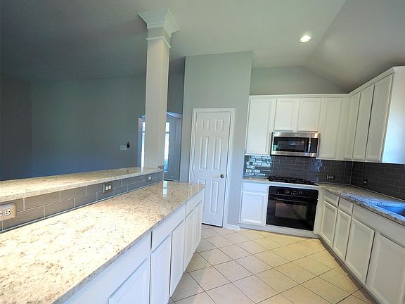 2nd image of 5701 Emerald Brook Ln