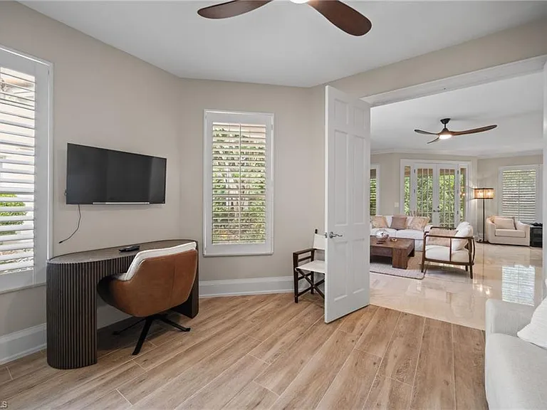 261 Colonade Cir #2701 — Photo 32