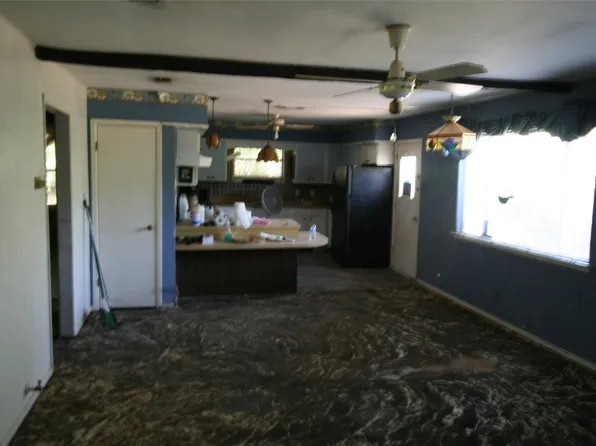 513 Yuma Trl, West Tawakoni, TX 75474