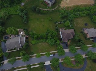 210 Holly Ridge Dr, State College, PA 16801