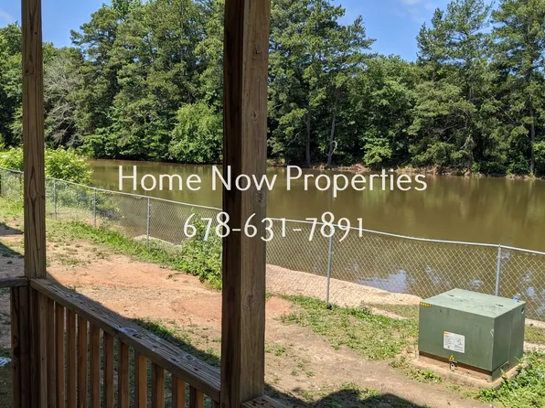 Waters Edge Apartments