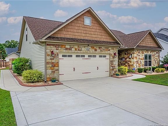 5th image of 194 Wentworth Dr