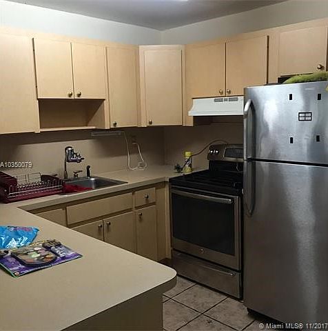 1st image of 833 West Ave APT 202