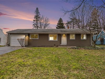222 W Craig Hill Dr, Rochester, NY, 14626