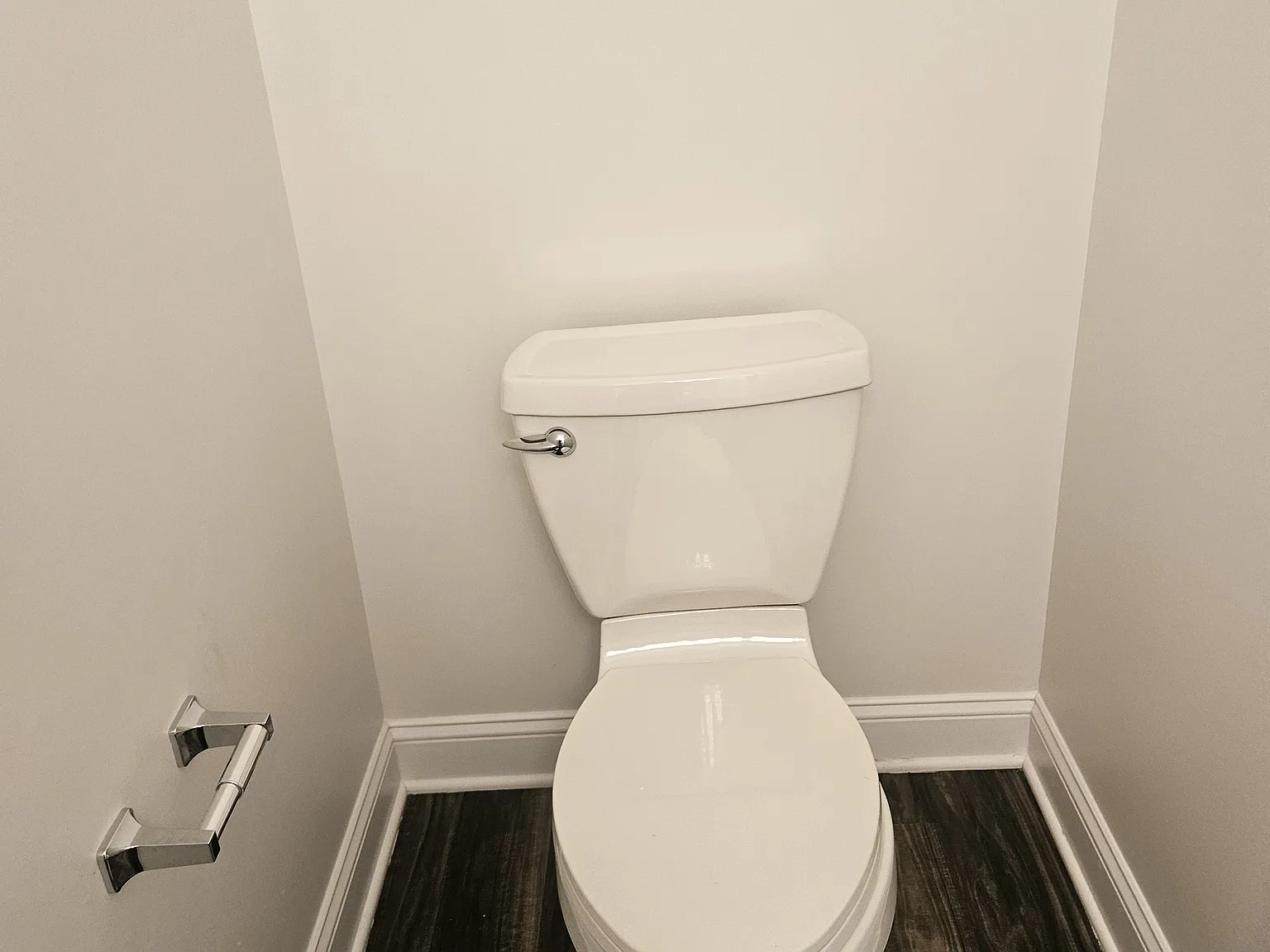 Studio, $700 — Photo 1