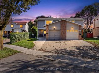 88 Red River Cres, Toronto, ON M1B1Z6