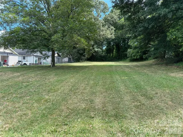 119 W Bradley St, Gastonia, NC 28052