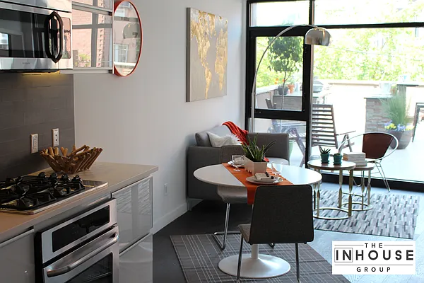 Sold by The InHouse Group | media 1