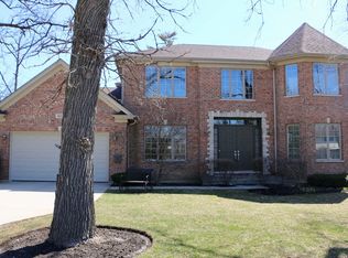 921 Ridge Rd, Highland Park, IL 60035