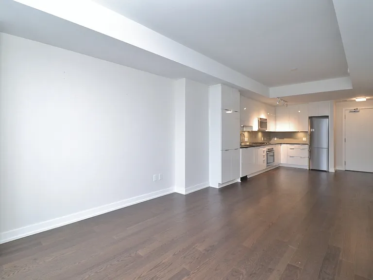 530 De Mazenod Ave #606 — Photo 16