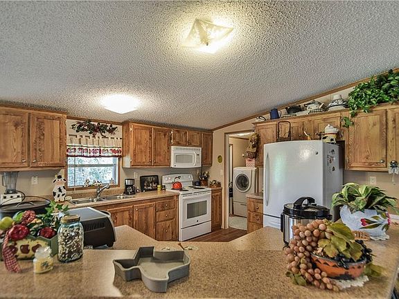 3rd image of 188 Brazos Valley Ln