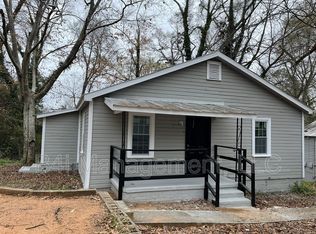 121 Chandler Cir SE, Milledgeville, GA 31061