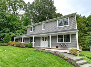 74 Choctaw Trl, Ringwood, NJ 07456