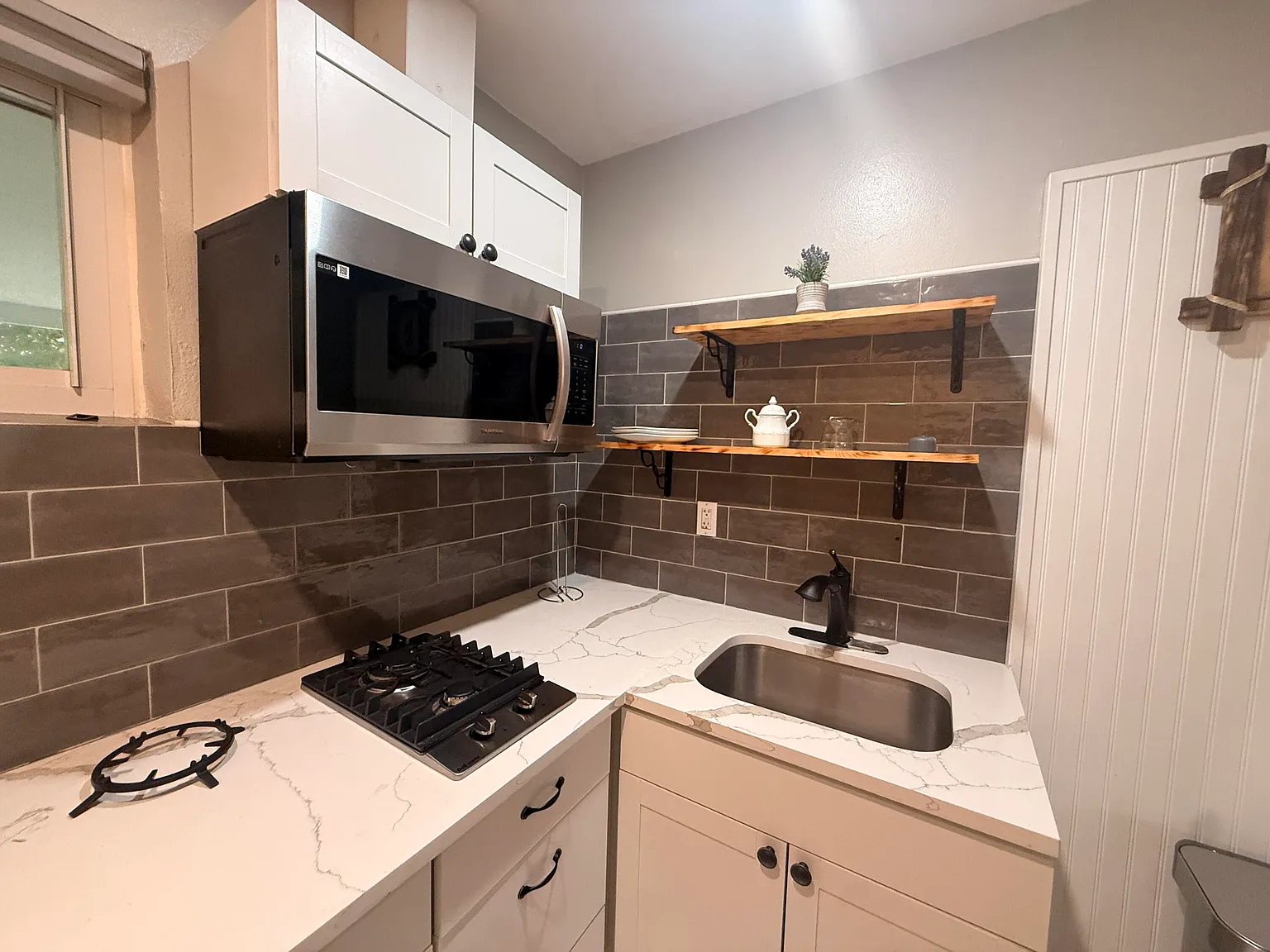 1 bed, 1.0 bath, 500 sqft, $1,300 — Photo 4