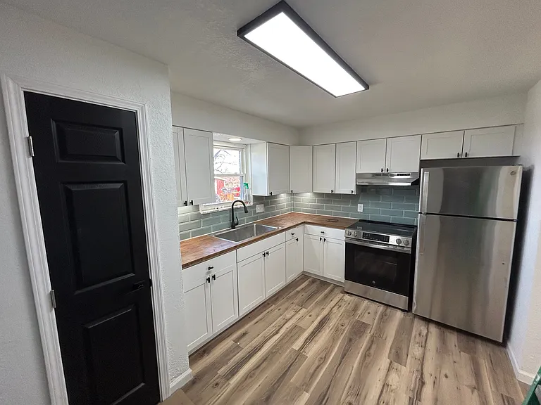 1134 Rachel St #4 — Photo 19