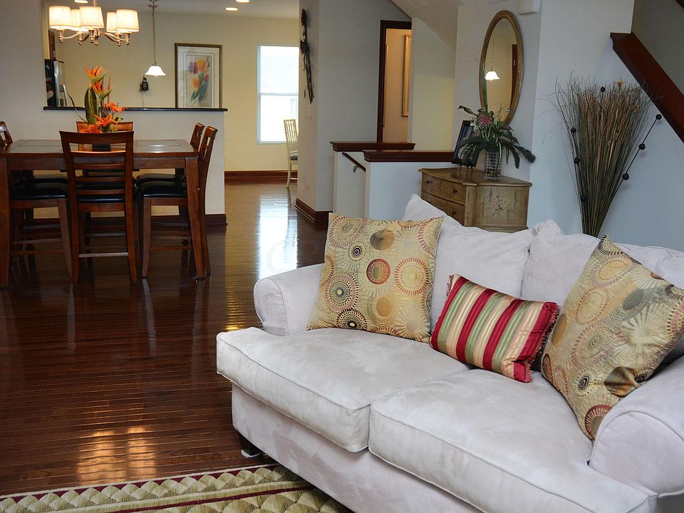 1st image of 6002 Woodshire Dr #107