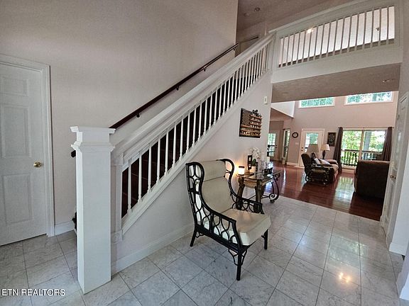 5th image of 2502 Whisper Creek Dr