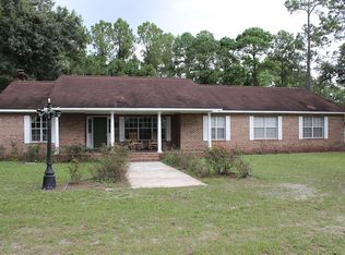 61 Harlowe Ln, Folkston, GA 31537