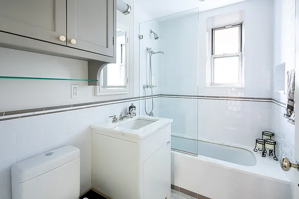 Sold by Compass | media 8