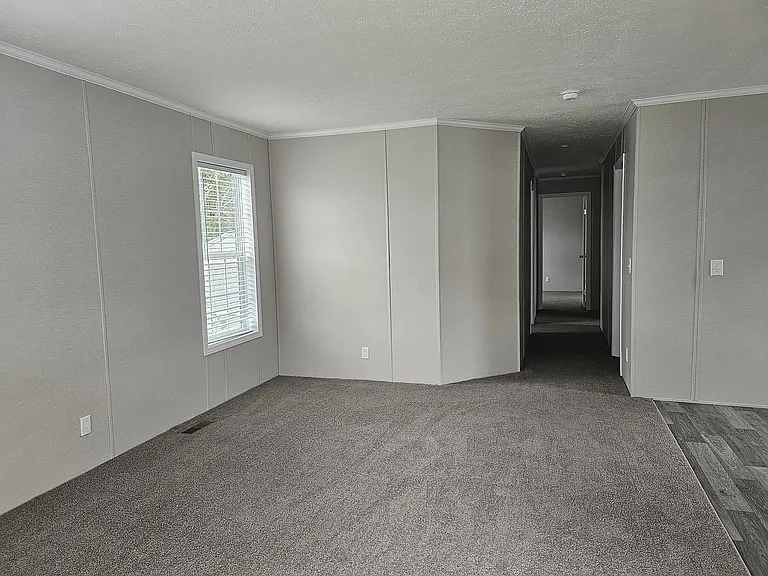 855 W Jefferson St #17 — Photo 5
