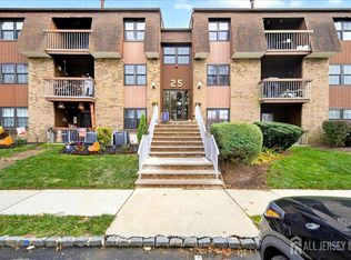 300C Alpine Way, Woodbridge, NJ 07095