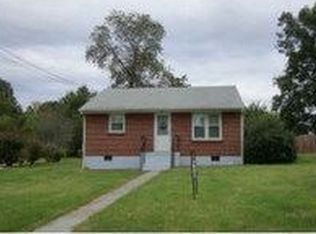 706 11th St, Altavista, VA 24517