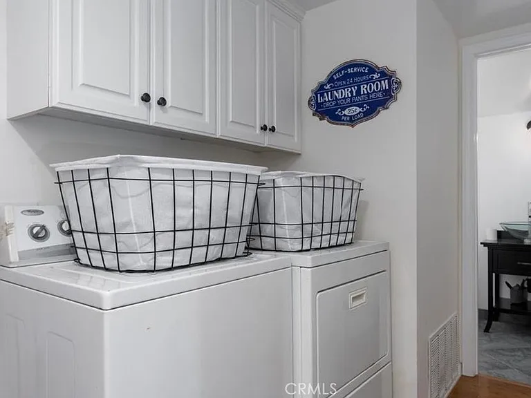 2112 Dover Dr — Photo 36