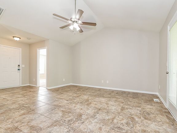 5th image of 4011 Mountainridge Dr