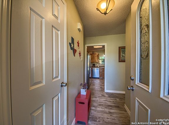4th image of 150 Forest Dr