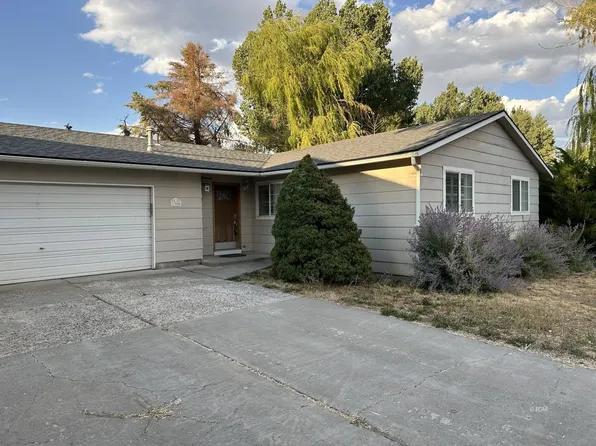 1350 Chaparral Dr, Elko, NV 89801
