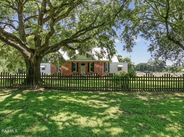 4961 Verot School Rd, Youngsville, LA 70592