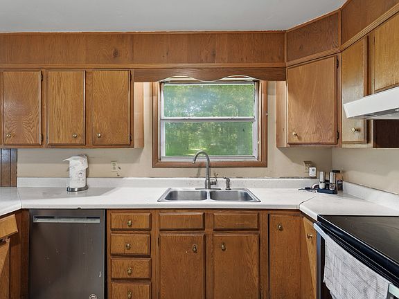 5th image of 2262 Pleasant View Rd