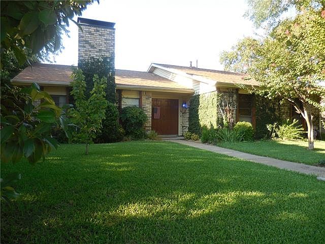 1st image of 3425 Moonglow Dr