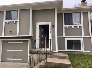 13017 W 61st Ter, Shawnee, KS 66216