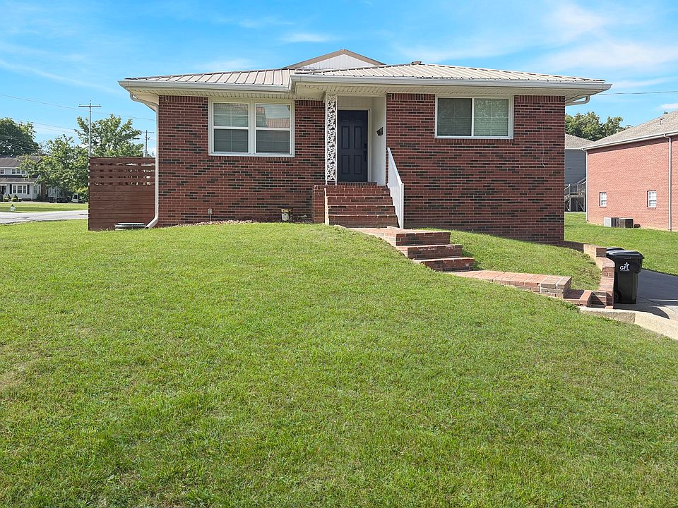 1st image of 1611 Olive St