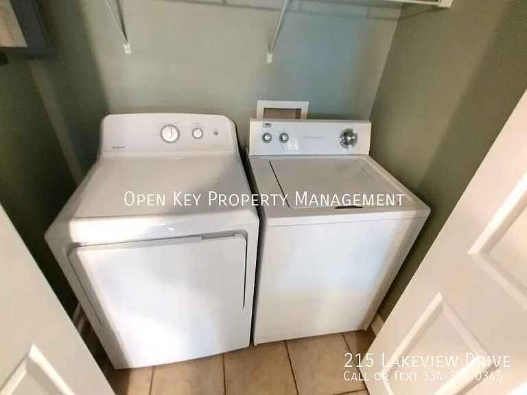 215 Lakeview Dr — Photo 14