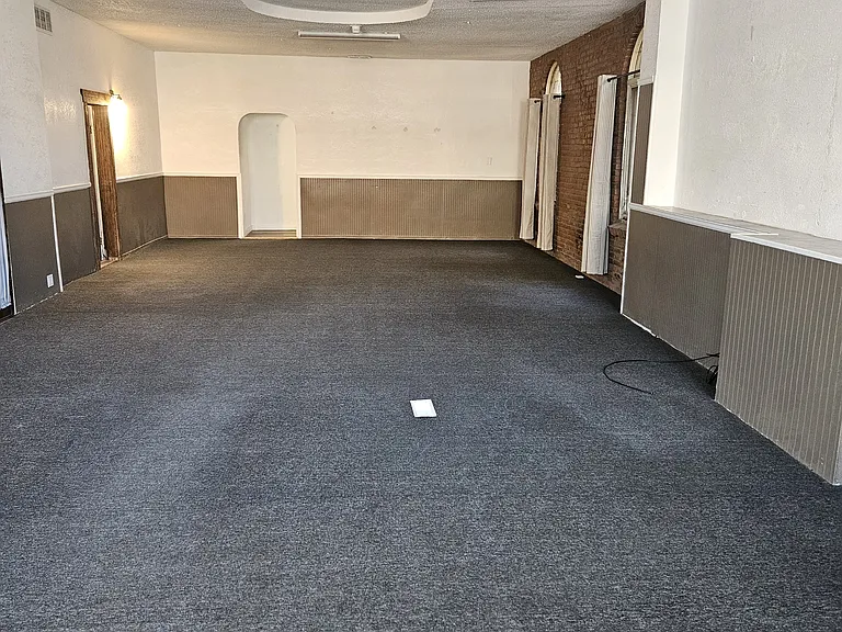 203 W Main St — Photo 1