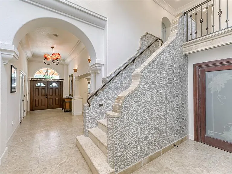 2520 Tami Sola St — Photo 30