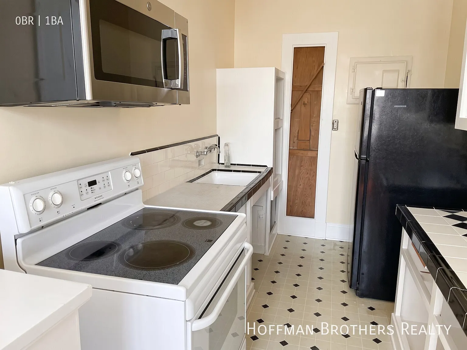 905 2nd St Santa Monica, CA 90403 — Photo 2