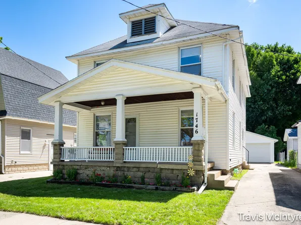 1746 Coit Ave NE, Grand Rapids, MI 49505