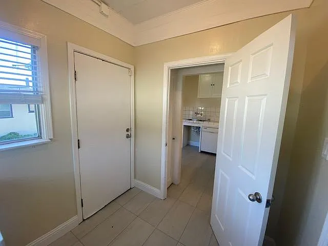 102 Broadway St — Photo 24