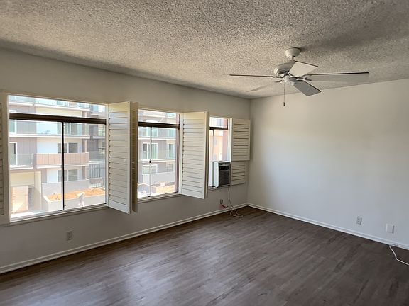 4th image of 8456 Blackburn Ave #6