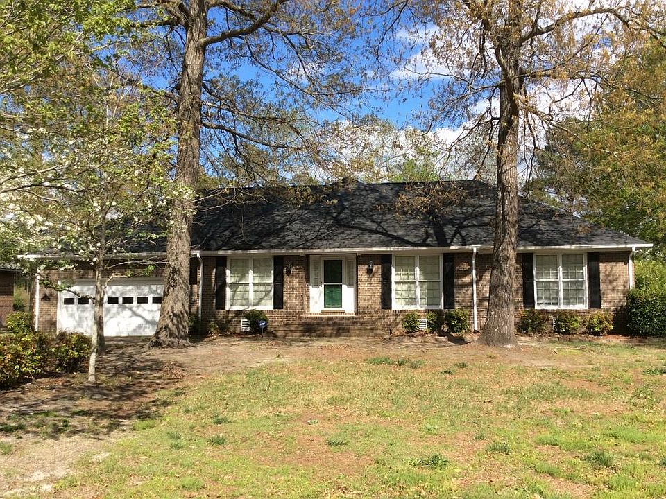1st image of 214 Creekside Dr